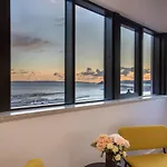 Seascape Luxury ゲストハウス 4*