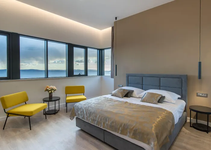 Seascape Luxury 4*